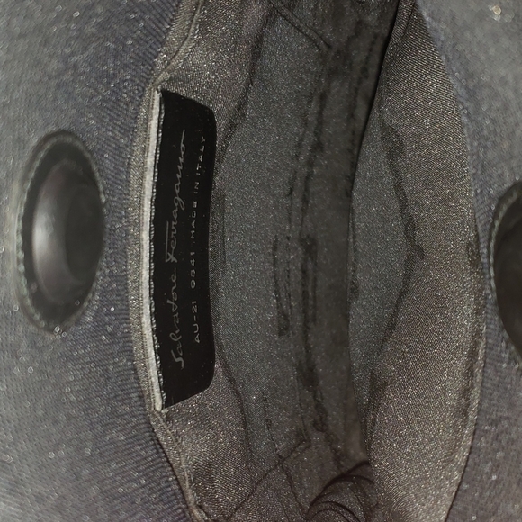 Vintage Authentic Salvatore Ferragamo Nylon Bag - Picture 8 of 15